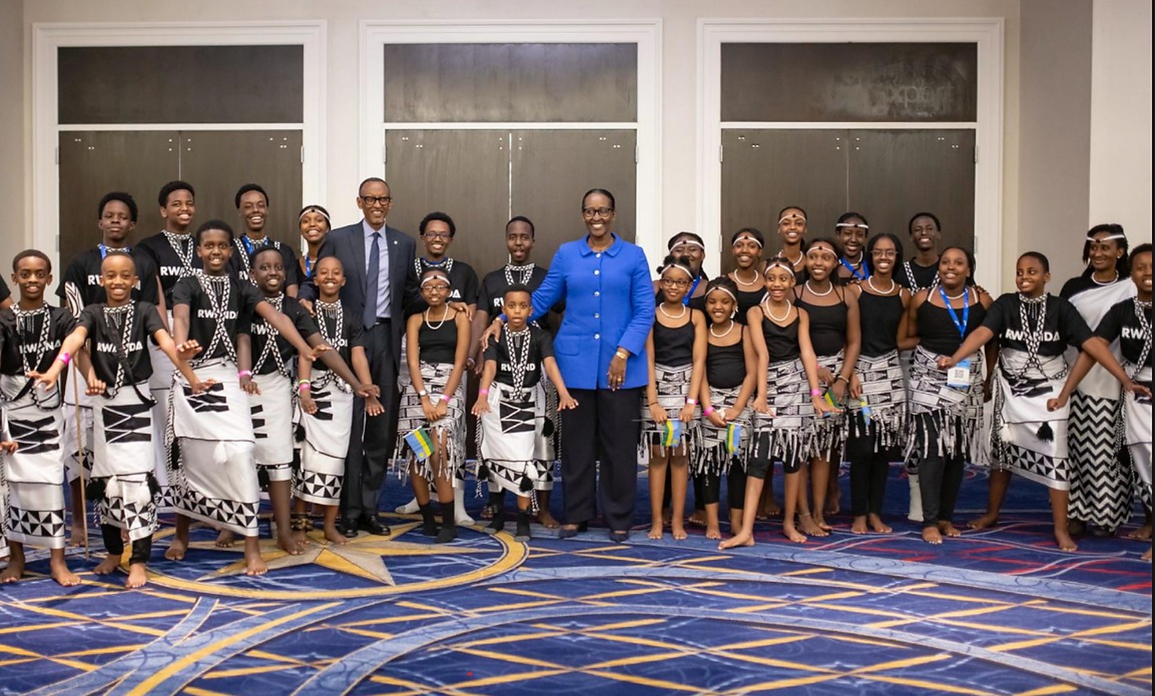ImenaUS youth group with officials